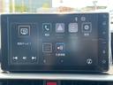 ＨＹＢＲＩＤ　Ｚ　登録済未使用車　禁煙車　衝突軽減Ｂ　純正９インチディスプレイ　Ｂｌｕｅｔｏｏｔｈ対応　Ｂカメラ　アダプティブクルーズコントロール　電子パーキング　ＬＥＤヘッドライト　スマートキー　純正アルミホイール（25枚目）