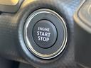 キーを携帯しているだけで、エンジンの始動が可能な装備です。プッシュスタートですのでエンジンの始動もボタンを押すだけです