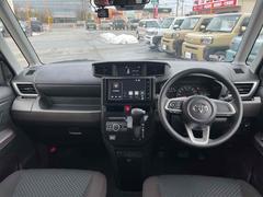 運転者にとっては日々使用することとなる運転席です。運転席が快適だと運転に集中することができますね。 2