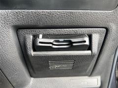 高速走行もスムーズにお支払いが可能な【ＥＴＣ】ご納車までにセットアップを行い、ご納車時にはご利用いただけるようにいたします。 4