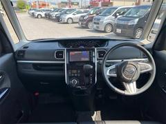 運転者にとっては日々使用することとなる運転席です。運転席が快適だと運転に集中することができますね。 2