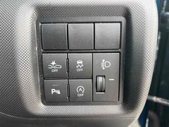 衝突被害軽減システム！前走車両と対向車両、歩行者の接近を感知して、警報や、オートブレーキやステアリング振動などによって衝突回避を支援してくれます。 4