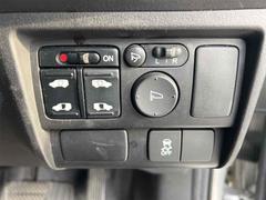 ����ҤȤĤǥɥ������ץ󡣡ڥ�󥢥������ξ¦�ѥ���饤�ɥɥ���ξ�꤬�դ����äƤ��Ƥ⡢�����å��ҤȤĤǥ��饤�ɥɥ�����ư�������ư�����ץ󤷤ޤ��� 4