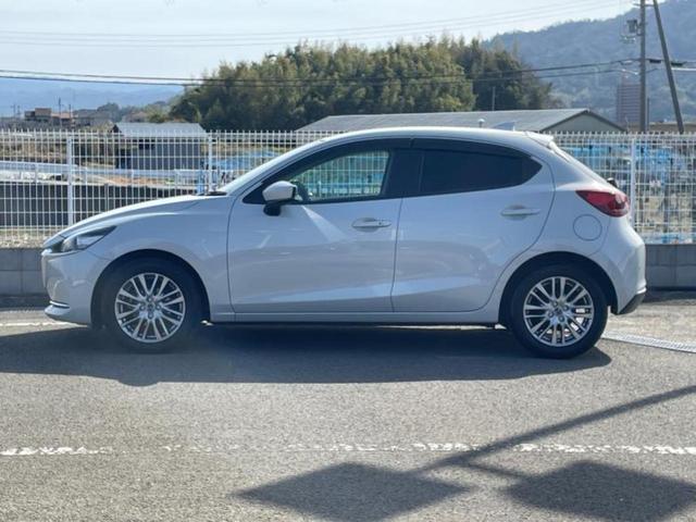 ＭＡＺＤＡ２ １５Ｓホワイトコンフォート　保証書／純正　ＳＤナビ／衝突安全装置／シートヒーター／全方位モニター／車線逸脱防止支援システム／シート　ハーフレザー／パーキングアシスト　バックガイド／ドライブレコーダー　社外　衝突被害軽減システム（2枚目）