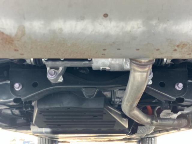 クラウンスポーツ ４ＷＤスポーツＺ　保証書／純正　ＳＤナビ／デジタルインナーミラー／シートヒーター／全方位モニター／車線逸脱防止支援システム／シート　フルレザー／パーキングアシスト　バックガイド　革シート　全周囲カメラ　バックカメラ（50枚目）