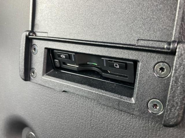 ロードスター Ｓレザーパッケージホワイトセレクション　ＢＯＳＥ／保証書／純正　ＳＤナビ／衝突安全装置／シートヒーター　前席／車線逸脱防止支援システム／シート　フルレザー／パーキングアシスト　バックガイド／ヘッドランプ　ＬＥＤ／ＵＳＢジャック　革シート（19枚目）