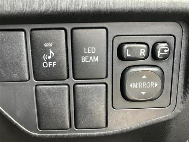 プリウス ＳツーリングセレクションＧｓ　保証書／純正　ＳＤナビ／ヘッドランプ　ＬＥＤ／Ｂｌｕｅｔｏｏｔｈ接続／ＥＴＣ／ＥＢＤ付ＡＢＳ／横滑り防止装置／アイドリングストップ／バックモニター／フルセグＴＶ／ＤＶＤ／禁煙車／エアバッグ　運転席（16枚目）