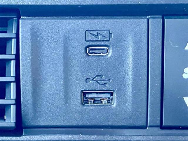 Ｎ－ＢＯＸカスタム ターボコーディネートスタイル２トーン　保証書／純正　８インチ　ＳＤナビ／ホンダセンシング／両側電動スライドドア／シートヒーター／車線逸脱防止支援システム／シート　ハーフレザー／ドライブレコーダー　純正／ヘッドランプ　ＬＥＤ　バックカメラ（13枚目）