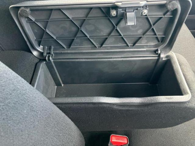 ムーヴキャンバス ＸブラックアクセントリミテッドＳＡ３　保証書／純正　ＳＤナビ／衝突安全装置／パノラマモニター／車線逸脱防止支援システム／ＵＳＢジャック／Ｂｌｕｅｔｏｏｔｈ接続／ＥＴＣ／ＥＢＤ付ＡＢＳ／横滑り防止装置／アイドリングストップ／フルセグＴＶ（32枚目）