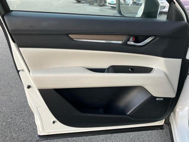 CX-8 XD Lパッケージ 新品タイヤ/BOSE/純正 SDナビ/フリップダウンモニター 社外 12.8インチ/衝突安全装置/シートヒーター/360°ビューモニター/車線逸脱防止支援システム/シート フルレザー 革シート ETC(24枚目)