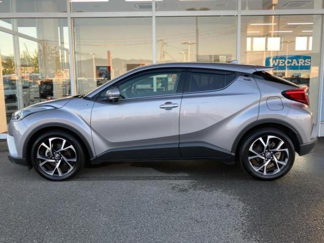 C-HR G 保証書/社外 SDナビ/衝突安全装置/シートヒーター/車線逸脱防止支援システム/シート ハーフレザー/ヘッドランプ LED/Bluetooth接続/ETC/EBD付ABS/横滑り防止装置 ワンオーナー(2枚目)