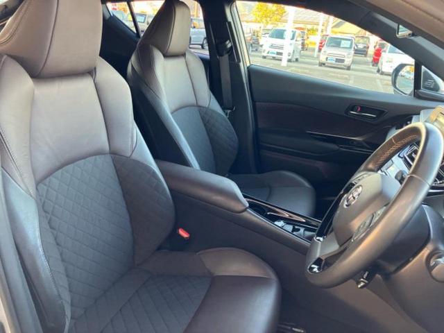 C-HR G 保証書/社外 SDナビ/衝突安全装置/シートヒーター/車線逸脱防止支援システム/シート ハーフレザー/ヘッドランプ LED/Bluetooth接続/ETC/EBD付ABS/横滑り防止装置 ワンオーナー(5枚目)