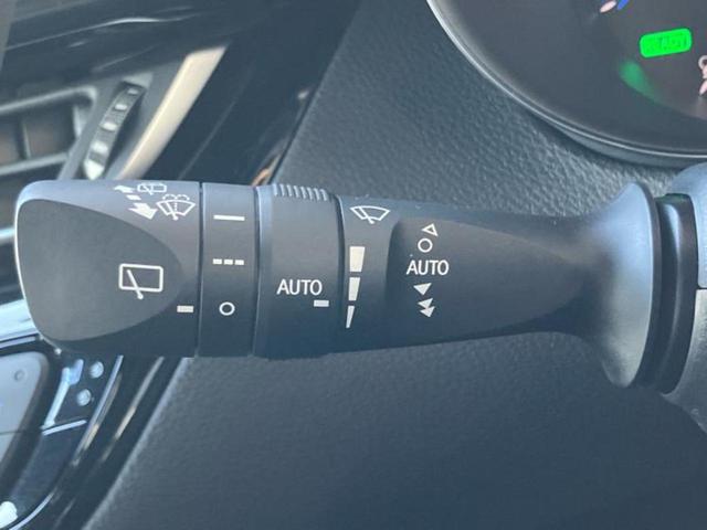 C-HR G 保証書/社外 SDナビ/衝突安全装置/シートヒーター/車線逸脱防止支援システム/シート ハーフレザー/ヘッドランプ LED/Bluetooth接続/ETC/EBD付ABS/横滑り防止装置 ワンオーナー(15枚目)