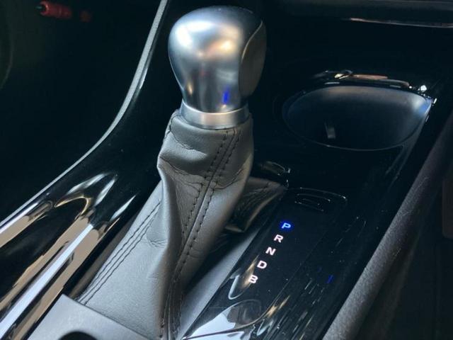 C-HR G 保証書/社外 SDナビ/衝突安全装置/シートヒーター/車線逸脱防止支援システム/シート ハーフレザー/ヘッドランプ LED/Bluetooth接続/ETC/EBD付ABS/横滑り防止装置 ワンオーナー(16枚目)