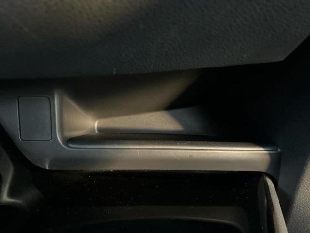 C-HR G 保証書/社外 SDナビ/衝突安全装置/シートヒーター/車線逸脱防止支援システム/シート ハーフレザー/ヘッドランプ LED/Bluetooth接続/ETC/EBD付ABS/横滑り防止装置 ワンオーナー(26枚目)