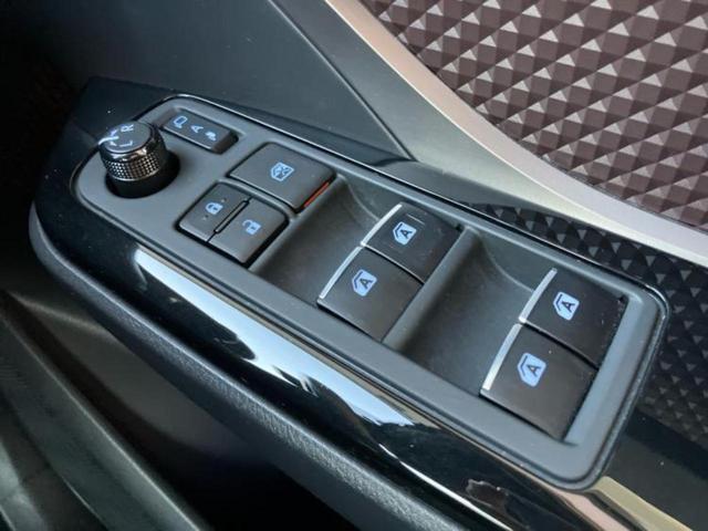 C-HR G 保証書/社外 SDナビ/衝突安全装置/シートヒーター/車線逸脱防止支援システム/シート ハーフレザー/ヘッドランプ LED/Bluetooth接続/ETC/EBD付ABS/横滑り防止装置 ワンオーナー(30枚目)