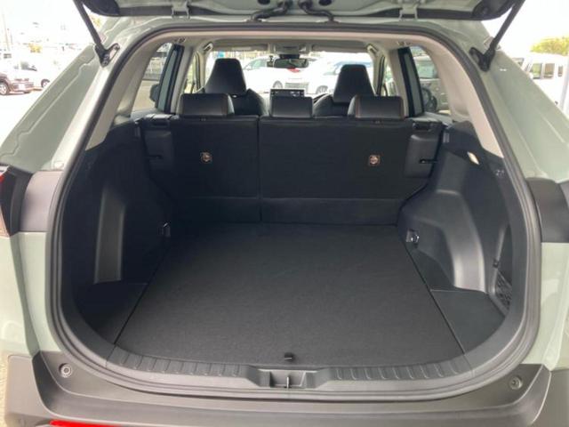 RAV4 4WDアドベンチャー 新品タイヤ/保証書/ディスプレイオーディオ10インチ/衝突安全装置/シートヒーター 前席/車線逸脱防止支援システム/ヘッドランプ LED/Bluetooth接続/ETC/EBD付ABS バックカメラ(19枚目)