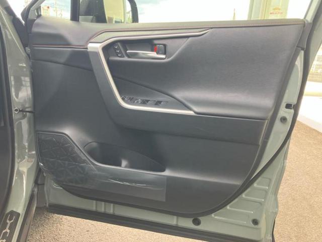 RAV4 4WDアドベンチャー 新品タイヤ/保証書/ディスプレイオーディオ10インチ/衝突安全装置/シートヒーター 前席/車線逸脱防止支援システム/ヘッドランプ LED/Bluetooth接続/ETC/EBD付ABS バックカメラ(21枚目)