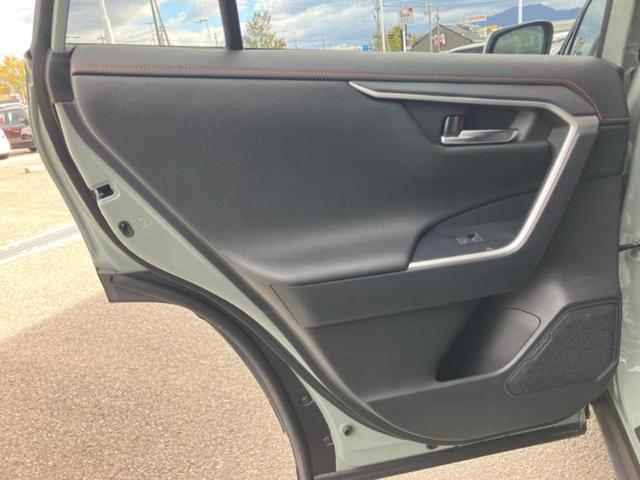 RAV4 4WDアドベンチャー 新品タイヤ/保証書/ディスプレイオーディオ10インチ/衝突安全装置/シートヒーター 前席/車線逸脱防止支援システム/ヘッドランプ LED/Bluetooth接続/ETC/EBD付ABS バックカメラ(24枚目)