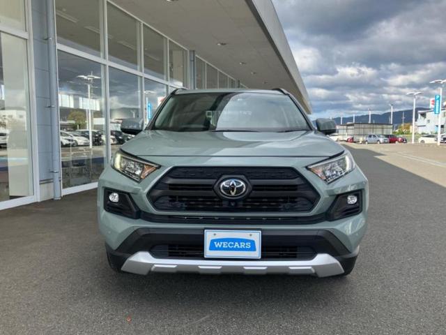 RAV4 4WDアドベンチャー 新品タイヤ/保証書/ディスプレイオーディオ10インチ/衝突安全装置/シートヒーター 前席/車線逸脱防止支援システム/ヘッドランプ LED/Bluetooth接続/ETC/EBD付ABS バックカメラ(55枚目)