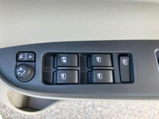 パッソ X Gパッケージ 新品タイヤ/エアロ/保証書/社外 SDナビ/スマートアシスト(トヨタ・ダイハツ)/車線逸脱防止支援システム/ドライブレコーダー 社外/ヘッドランプ LED/Bluetooth接続/ETC フルエアロ(29枚目)