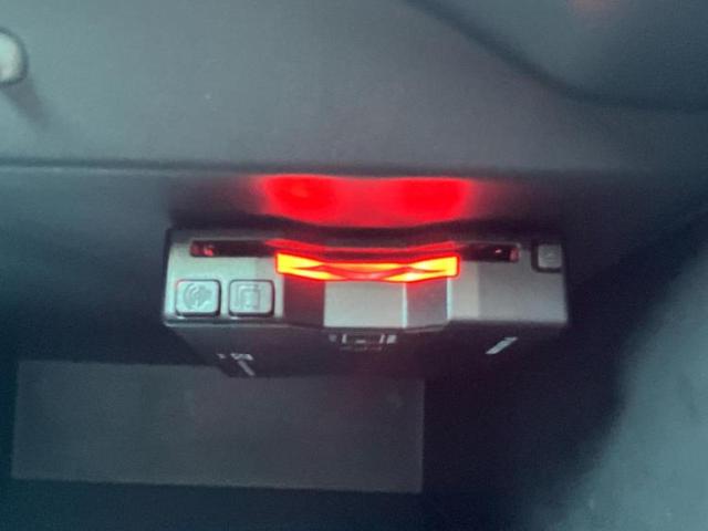 ノート eパワーB 衝突安全装置/アラウンドビューモニター/車線逸脱防止支援システム/EBD付ABS/横滑り防止装置/アイドリングストップ/エアバッグ 運転席/エアバッグ 助手席/アルミホイール/パワーウインドウ(15枚目)