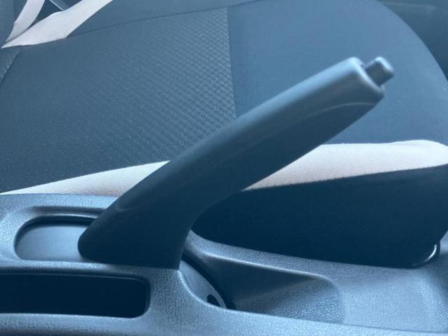 ノート eパワーB 衝突安全装置/アラウンドビューモニター/車線逸脱防止支援システム/EBD付ABS/横滑り防止装置/アイドリングストップ/エアバッグ 運転席/エアバッグ 助手席/アルミホイール/パワーウインドウ(29枚目)