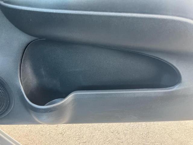 ノート eパワーB 衝突安全装置/アラウンドビューモニター/車線逸脱防止支援システム/EBD付ABS/横滑り防止装置/アイドリングストップ/エアバッグ 運転席/エアバッグ 助手席/アルミホイール/パワーウインドウ(37枚目)