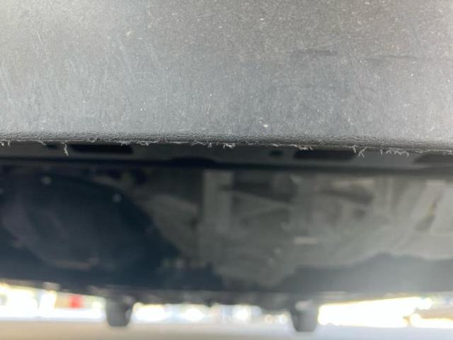 ノート eパワーB 衝突安全装置/アラウンドビューモニター/車線逸脱防止支援システム/EBD付ABS/横滑り防止装置/アイドリングストップ/エアバッグ 運転席/エアバッグ 助手席/アルミホイール/パワーウインドウ(44枚目)