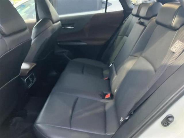 ハリアーハイブリッド Zレザーパッケージ サンルーフ/純正エアロ/JBL/保証書/純正 SDナビ/デジタルインナーミラー/衝突安全装置/シートヒーター/パノラミックビューモニター/車線逸脱防止支援システム/シート フルレザー/電動バックドア(6枚目)