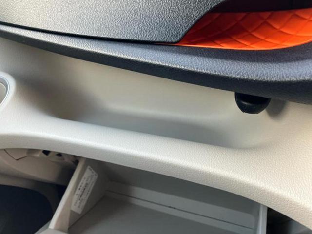 ＷＥＣＡＲＳでは各商談席に大型モニターをご用意しております！見やすい大画面でゆったりと全国の在庫をご覧いただけます！是非ご来店お待ちしております！