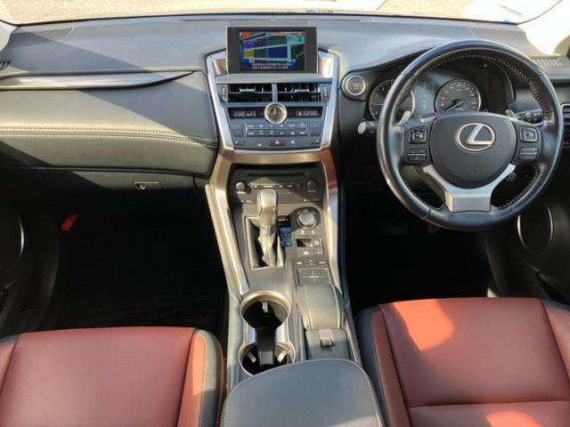 ＮＸ ４ＷＤ　ＮＸ２００ｔ　Ｉパッケージ　純正　ＳＤナビ／プリクラッシュセーフティ／シートヒーター　前席／車線逸脱防止支援システム／シート　フルレザー／ドライブレコーダー　社外／ヘッドランプ　ＬＥＤ／Ｂｌｕｅｔｏｏｔｈ接続／ＥＴＣ　革シート（4枚目）