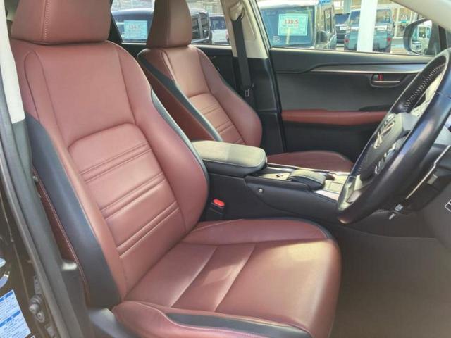 ＮＸ ４ＷＤ　ＮＸ２００ｔ　Ｉパッケージ　純正　ＳＤナビ／プリクラッシュセーフティ／シートヒーター　前席／車線逸脱防止支援システム／シート　フルレザー／ドライブレコーダー　社外／ヘッドランプ　ＬＥＤ／Ｂｌｕｅｔｏｏｔｈ接続／ＥＴＣ　革シート（5枚目）