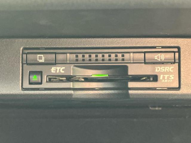 ＮＸ ４ＷＤ　ＮＸ２００ｔ　Ｉパッケージ　純正　ＳＤナビ／プリクラッシュセーフティ／シートヒーター　前席／車線逸脱防止支援システム／シート　フルレザー／ドライブレコーダー　社外／ヘッドランプ　ＬＥＤ／Ｂｌｕｅｔｏｏｔｈ接続／ＥＴＣ　革シート（18枚目）