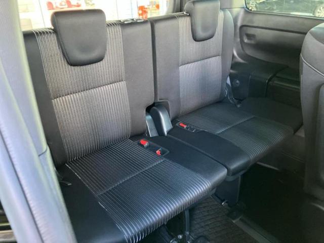 ヴォクシー ハイブリッドZSキラメキ2 新品タイヤ/保証書/純正 10インチ SDナビ/フリップダウンモニター 純正 12.1インチ/衝突安全装置/両側電動スライドドア/車線逸脱防止支援システム/ヘッドランプ LED 衝突被害軽減システム(6枚目)