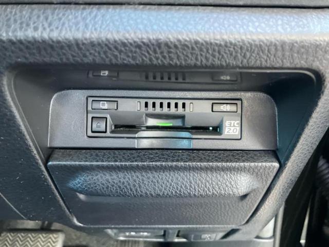 ヴォクシー ハイブリッドZSキラメキ2 新品タイヤ/保証書/純正 10インチ SDナビ/フリップダウンモニター 純正 12.1インチ/衝突安全装置/両側電動スライドドア/車線逸脱防止支援システム/ヘッドランプ LED 衝突被害軽減システム(29枚目)