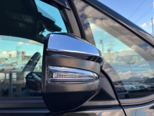 ヴォクシー ハイブリッドZSキラメキ2 新品タイヤ/保証書/純正 10インチ SDナビ/フリップダウンモニター 純正 12.1インチ/衝突安全装置/両側電動スライドドア/車線逸脱防止支援システム/ヘッドランプ LED 衝突被害軽減システム(53枚目)