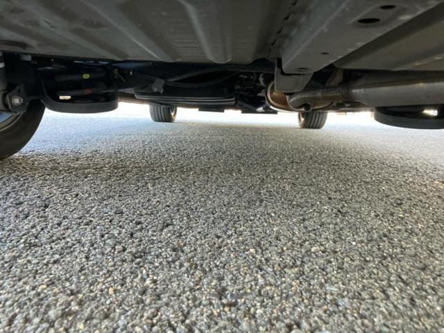 ヴォクシー ハイブリッドZSキラメキ2 新品タイヤ/保証書/純正 10インチ SDナビ/フリップダウンモニター 純正 12.1インチ/衝突安全装置/両側電動スライドドア/車線逸脱防止支援システム/ヘッドランプ LED 衝突被害軽減システム(57枚目)