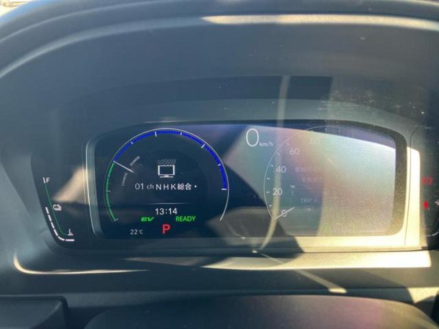 ステップワゴン ｅＨＥＶスパーダ　新品タイヤ／保証書／純正　１１インチ　ＳＤナビ／フリップダウンモニター　純正　１２．８インチ／衝突安全装置／両側電動スライドドア／シートヒーター／車線逸脱防止支援システム／シート　合皮　バックカメラ（14枚目）