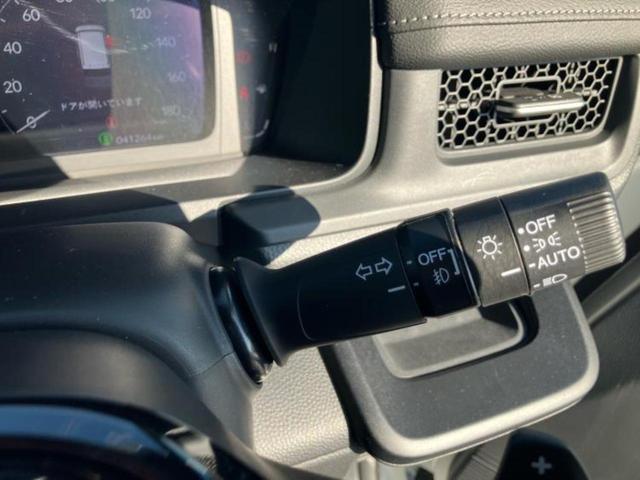 ステップワゴン ｅＨＥＶスパーダ　新品タイヤ／保証書／純正　１１インチ　ＳＤナビ／フリップダウンモニター　純正　１２．８インチ／衝突安全装置／両側電動スライドドア／シートヒーター／車線逸脱防止支援システム／シート　合皮　バックカメラ（16枚目）