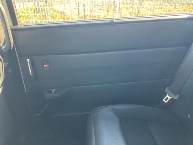 ステップワゴン ｅＨＥＶスパーダ　新品タイヤ／保証書／純正　１１インチ　ＳＤナビ／フリップダウンモニター　純正　１２．８インチ／衝突安全装置／両側電動スライドドア／シートヒーター／車線逸脱防止支援システム／シート　合皮　バックカメラ（23枚目）