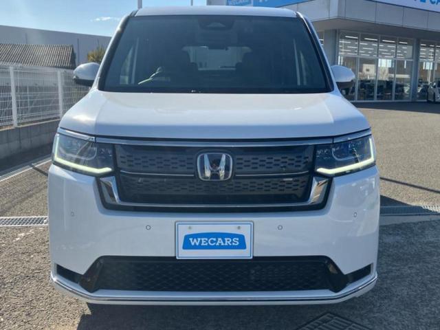 ステップワゴン ｅＨＥＶスパーダ　新品タイヤ／保証書／純正　１１インチ　ＳＤナビ／フリップダウンモニター　純正　１２．８インチ／衝突安全装置／両側電動スライドドア／シートヒーター／車線逸脱防止支援システム／シート　合皮　バックカメラ（42枚目）