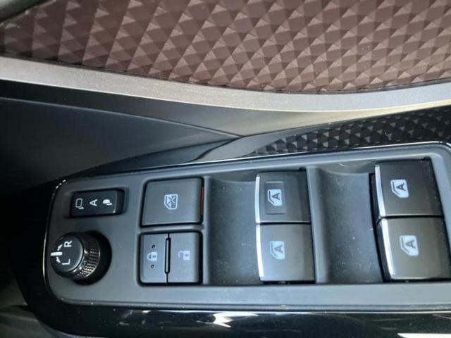 Ｃ－ＨＲ Ｇ　保証書／純正　ＳＤナビ／トヨタセーフティセンス／シートヒーター　前席／車線逸脱防止支援システム／シート　ハーフレザー／ドライブレコーダー　純正／ヘッドランプ　ＬＥＤ／Ｂｌｕｅｔｏｏｔｈ接続／ＥＴＣ（41枚目）