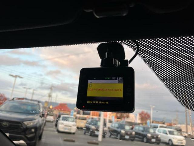 シビック タイプＲ　新品タイヤ／純正エアロ／保証書／社外　ＳＤナビ／ヘッドランプ　ＬＥＤ／Ｂｌｕｅｔｏｏｔｈ接続／ＥＴＣ／ＥＢＤ付ＡＢＳ／横滑り防止装置／フルセグＴＶ／エアバッグ　運転席／エアバッグ　助手席　フルエアロ（37枚目）