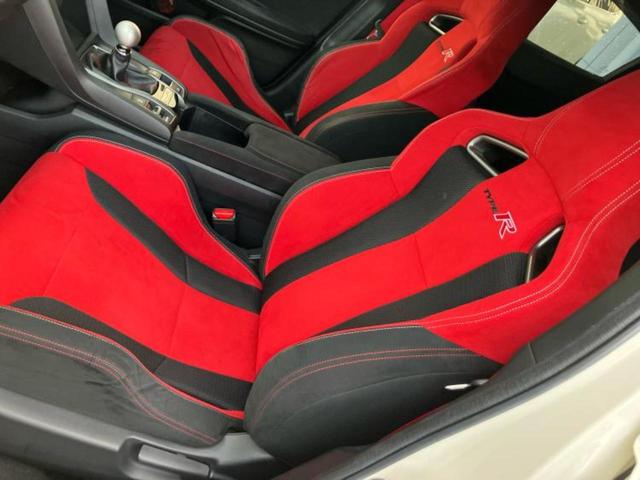 シビック タイプＲ　新品タイヤ／純正エアロ／保証書／社外　ＳＤナビ／ヘッドランプ　ＬＥＤ／Ｂｌｕｅｔｏｏｔｈ接続／ＥＴＣ／ＥＢＤ付ＡＢＳ／横滑り防止装置／フルセグＴＶ／エアバッグ　運転席／エアバッグ　助手席　フルエアロ（42枚目）