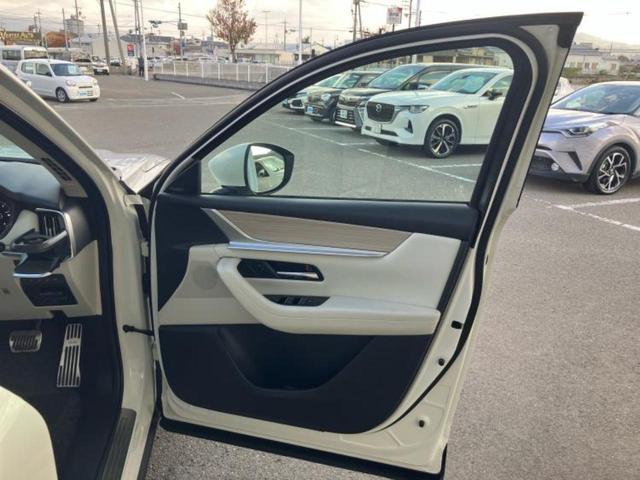 ＣＸ－６０ ＸＤエクスクルーシブモード　サンルーフ／ＢＯＳＥ／保証書／純正　１１．６インチ　ＳＤナビ／衝突安全装置／シートヒーター／全方位モニター／車線逸脱防止支援システム／シート　フルレザー／電動バックドア／ドライブレコーダー　社外（22枚目）
