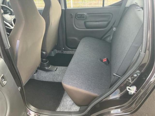 ＷＥＣＡＲＳでは各商談席に大型モニターをご用意しております！見やすい大画面でゆったりと全国の在庫をご覧いただけます！是非ご来店お待ちしております！