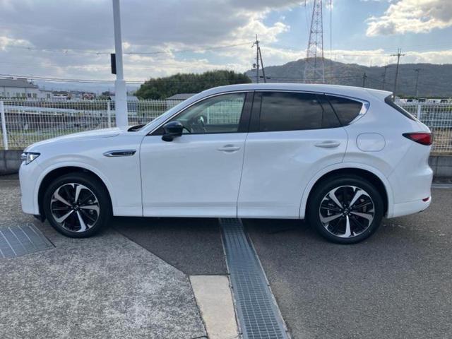 ＣＸ－６０ ４ＷＤ　ＸＤハイブリッドエクスクルーシブモダン　新品タイヤ／サンルーフ／ＢＯＳＥ／保証書／純正　ＳＤナビ／衝突安全装置／シートヒーター／全方位モニター／車線逸脱防止支援システム／シート　フルレザー／電動バックドア／ヘッドランプ　ＬＥＤ　革シート（2枚目）