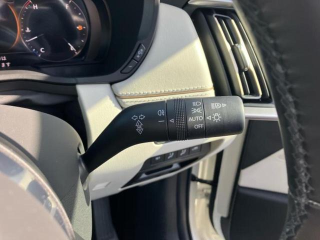 ＣＸ－６０ ４ＷＤ　ＸＤハイブリッドエクスクルーシブモダン　新品タイヤ／サンルーフ／ＢＯＳＥ／保証書／純正　ＳＤナビ／衝突安全装置／シートヒーター／全方位モニター／車線逸脱防止支援システム／シート　フルレザー／電動バックドア／ヘッドランプ　ＬＥＤ　革シート（16枚目）