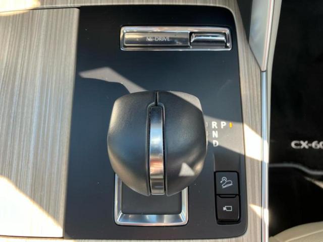 ＣＸ－６０ ４ＷＤ　ＸＤハイブリッドエクスクルーシブモダン　新品タイヤ／サンルーフ／ＢＯＳＥ／保証書／純正　ＳＤナビ／衝突安全装置／シートヒーター／全方位モニター／車線逸脱防止支援システム／シート　フルレザー／電動バックドア／ヘッドランプ　ＬＥＤ　革シート（18枚目）